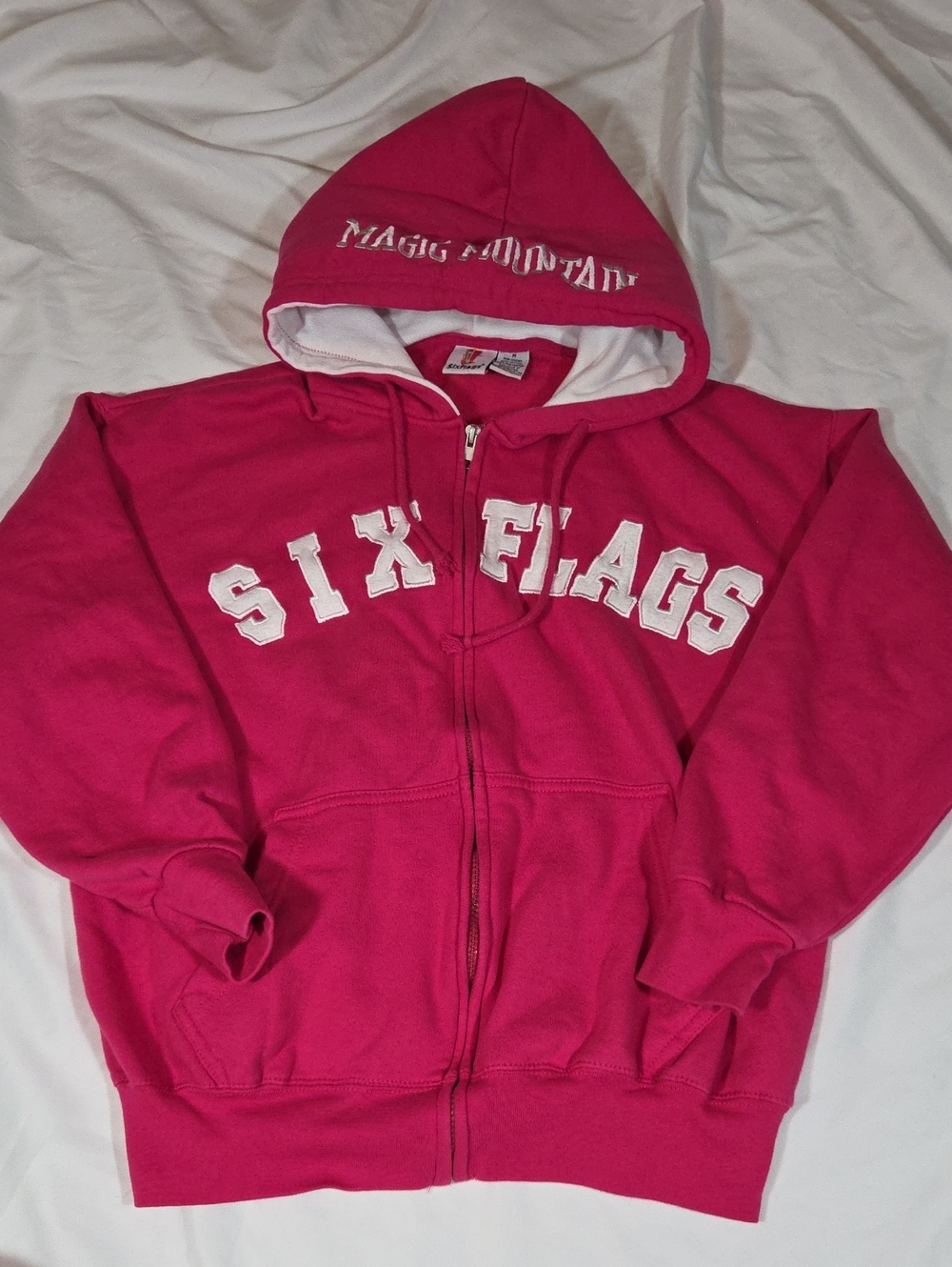 Six Flags Magic Mountain Womens M Full Zip Hoodie Hooded Sweatshirt Pink